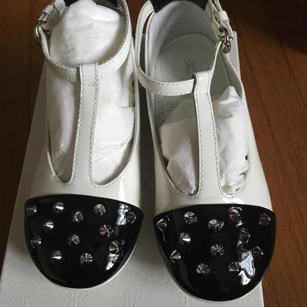 **FIRM** 100% Authentic Gucci Mary Janes sz 10 - Picture 2 of 5